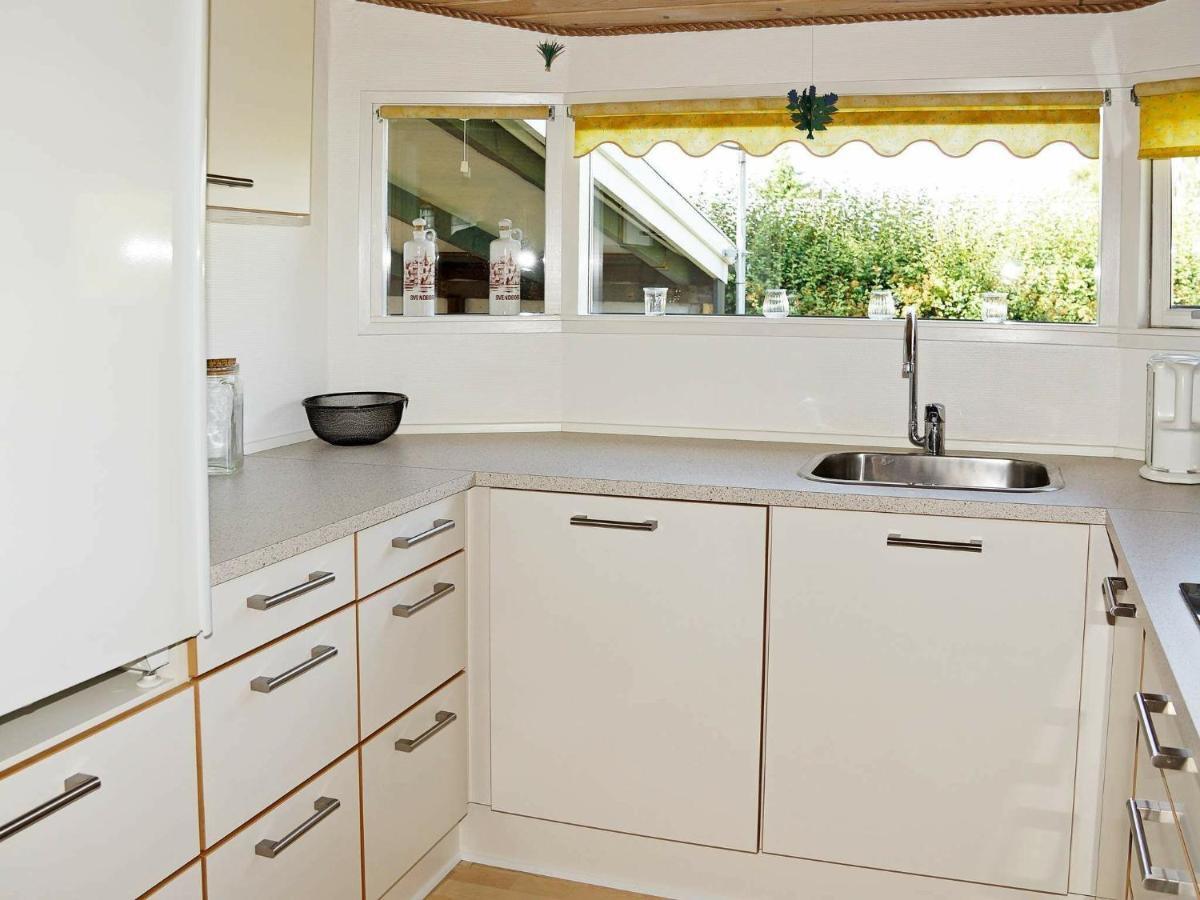 8 Person Holiday Home In Hesselager Εξωτερικό φωτογραφία