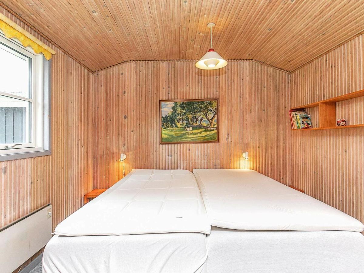 8 Person Holiday Home In Hesselager Εξωτερικό φωτογραφία